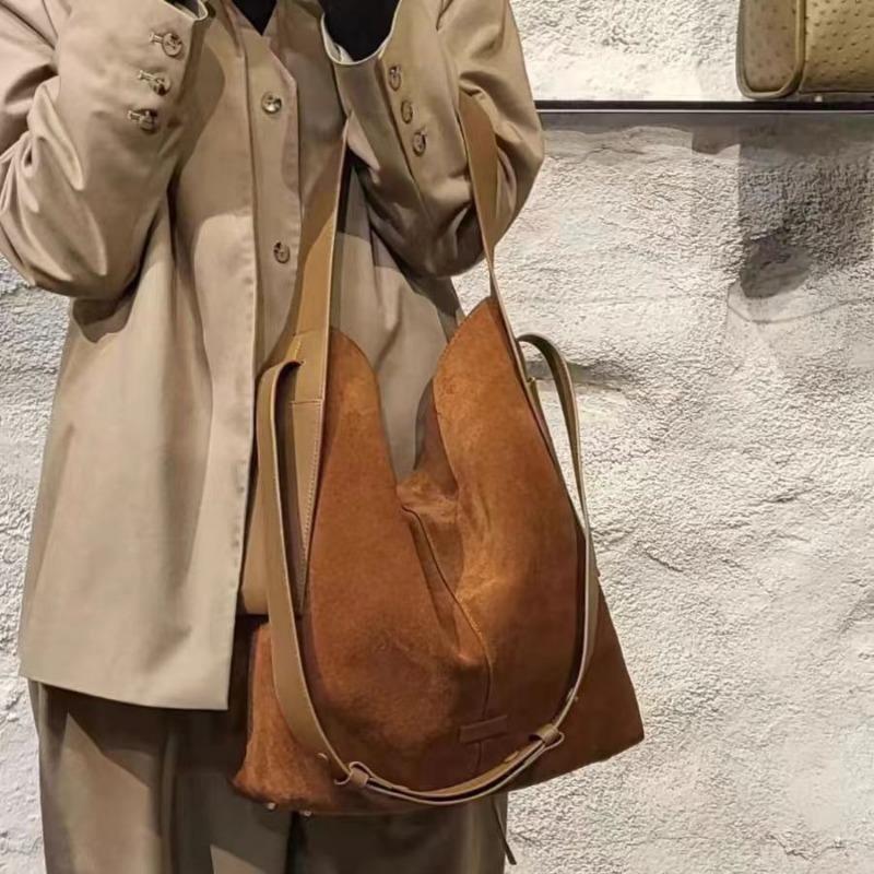 Maillard Lazy Wind Oblique Span Bag Autumn and Winter Premium Scrub Texture Large Capacity Tote Bag Commuter Versatile Shoulder Bag