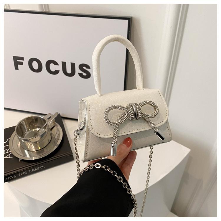 Sequined portable small square bag women's spring new fashion chain shoulder bag delivery messenger bag