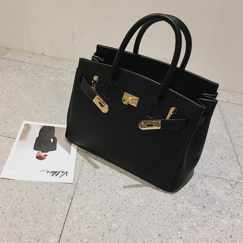 Red bag women's portable bridal bag fashion wedding 2020 new trendy large capacity temperament Kelly bag messenger bag