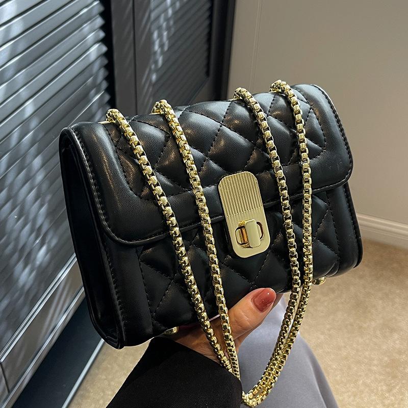 Premium texture small bag women's new models are popular this year, mini versatile diamond chain bag popular messenger bag