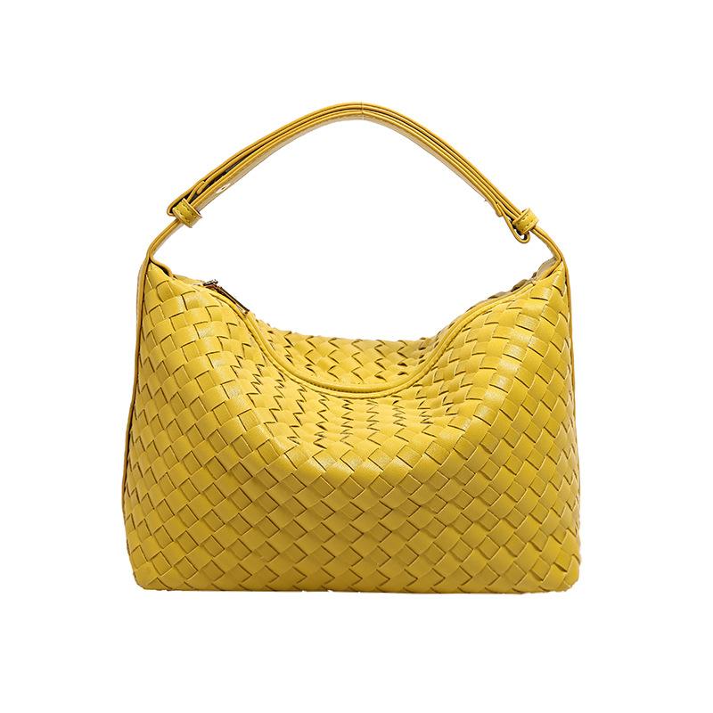 Fashion explosion high-end woven bag women's 2024 spring and summer new retro foreign style handbag commuter armpit bag