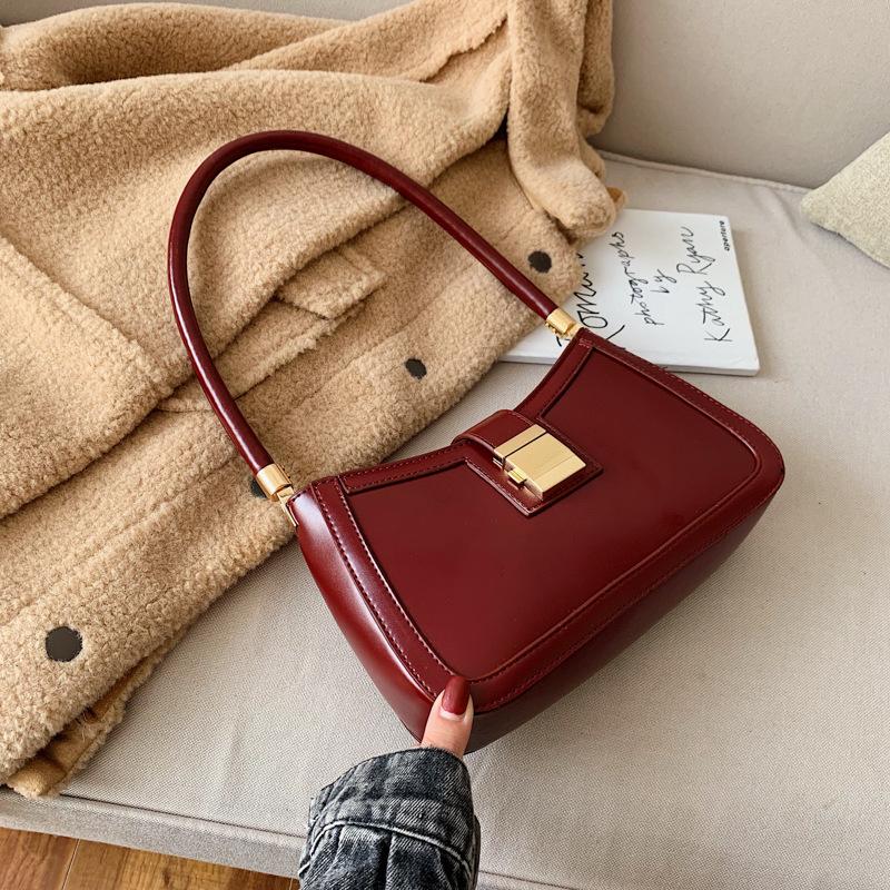 French niche red Valentine's Day girlfriend gift bag 2024 new portable shoulder bag fashion underarm baguette bag