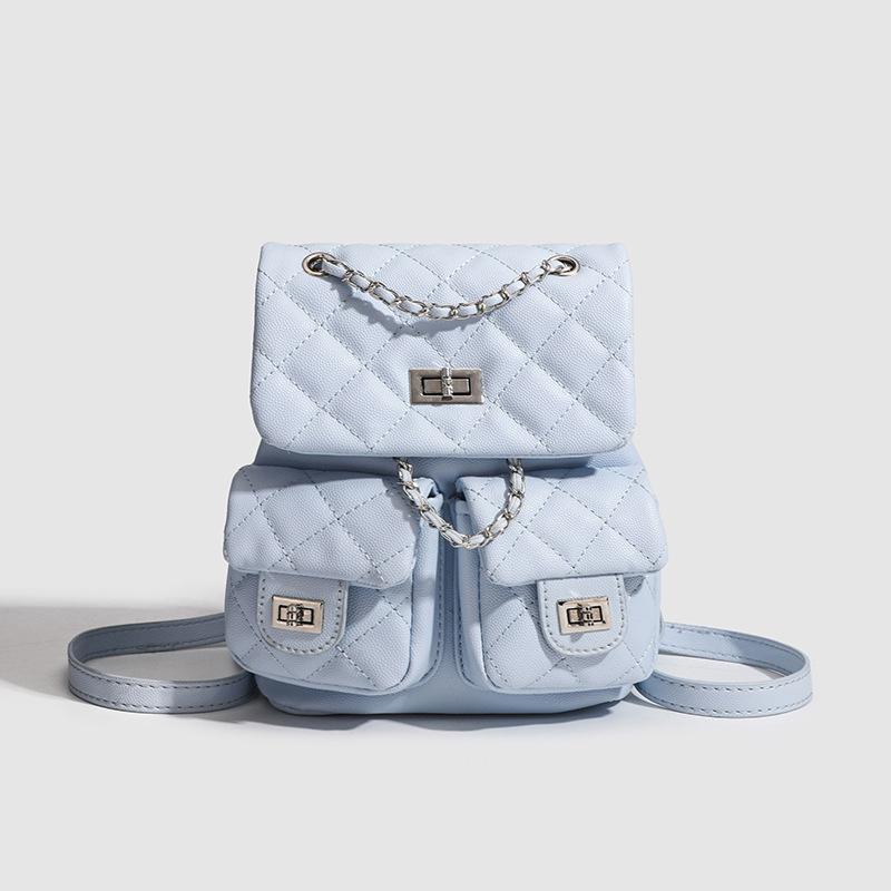 Korean niche mini chain lightweight small backpack female 2025 new student commuting backpack small fragrant bag