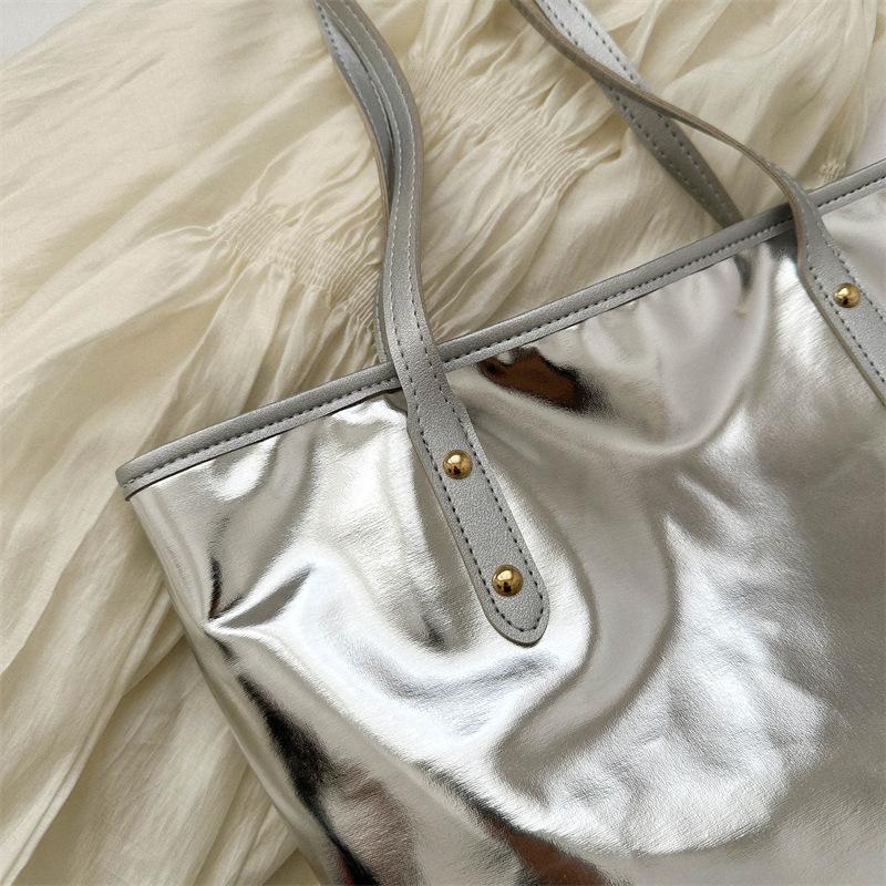 2023 new women's shoulder silver tote bag large capacity simple storage bag trendy fashion handbag shopping bag