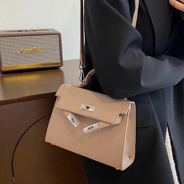 2024 new handbags are all simple, light luxury, high-end and versatile Kelly bags, cross-border simple shoulder messenger bags.