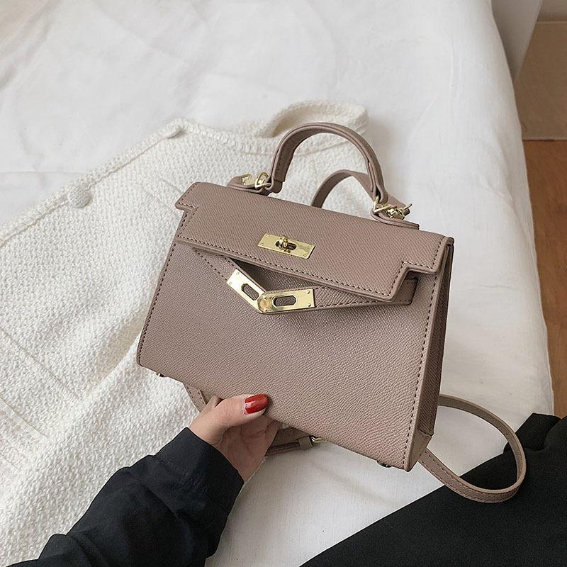 Source manufacturer bag women's new high-texture versatile messenger bag fashionable and simple portable shoulder bag