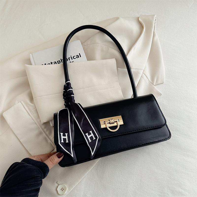 Summer bag women's 2024 new high-end texture niche handbag versatile women's explosive shoulder armpit bag