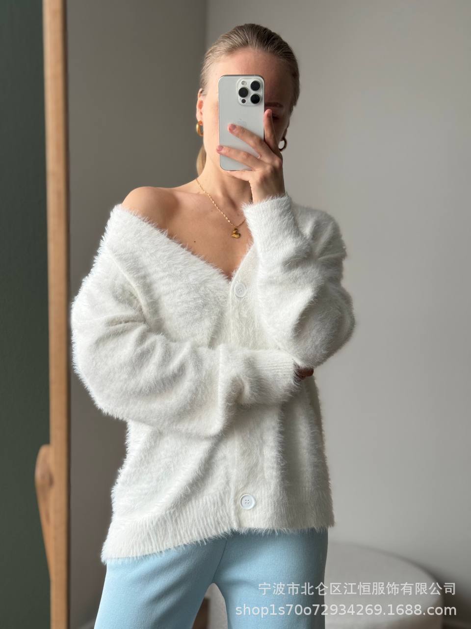 Knitted cardigan women's autumn European and American new loose v-neck imitation mink sweater soft thickened top