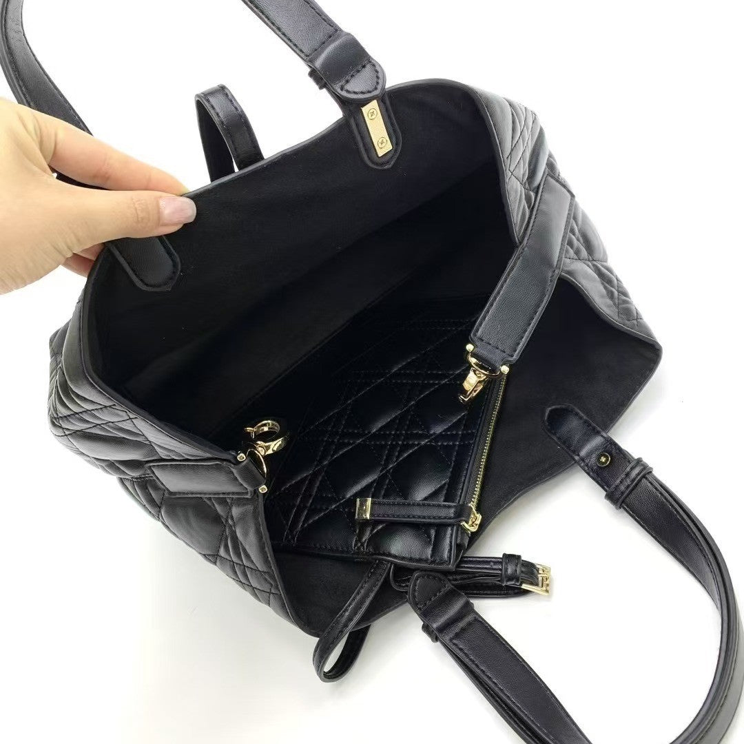 Princess Diana bag 2024 new diamond handbag large capacity tote underarm shoulder handbag foreign fashion