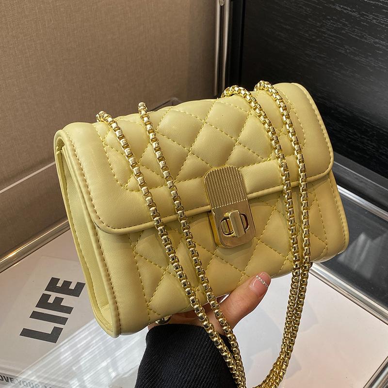 Premium texture small bag women's new models are popular this year, mini versatile diamond chain bag popular messenger bag