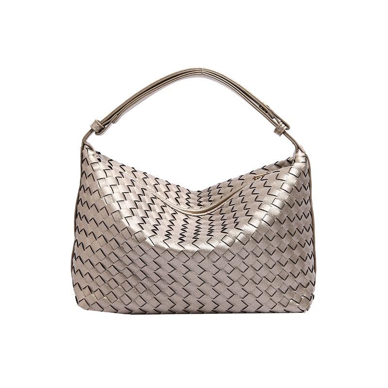 Fashion explosion high-end woven bag women's 2024 spring and summer new retro foreign style handbag commuter armpit bag