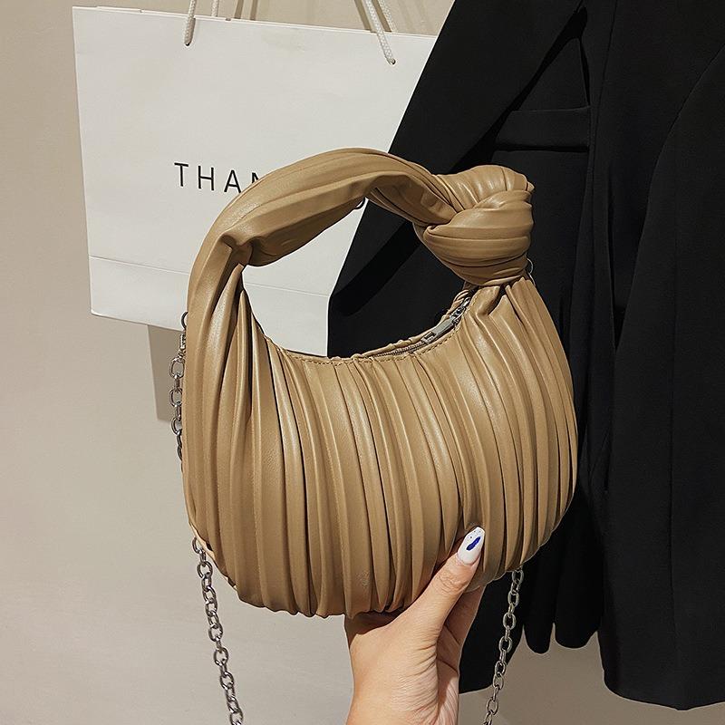 Niche underarm pleated bag women's 2024 autumn and winter new retro popular women's bag versatile portable soft knot dumpling bag