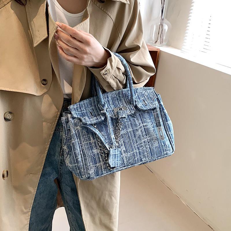 New denim blue high-quality texture large-capacity commuting shoulder oblique span bag